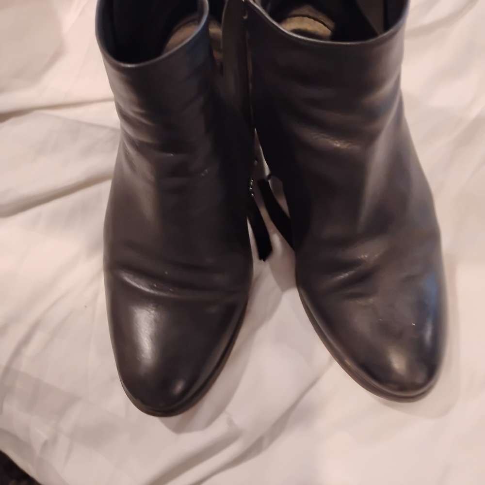 Sam Edelman ankle boots black with zipper size 6